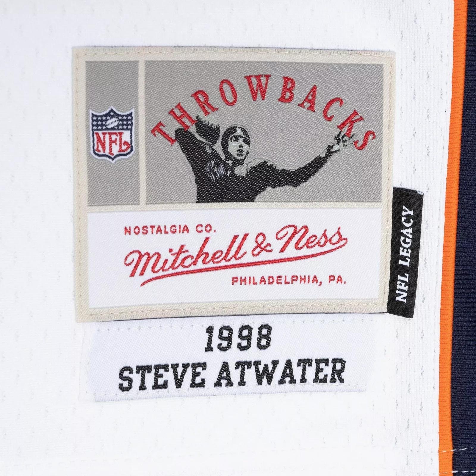 product/m/i/mitchell-ness_lgjy4463-dbr98satwhit_white_4.jpg