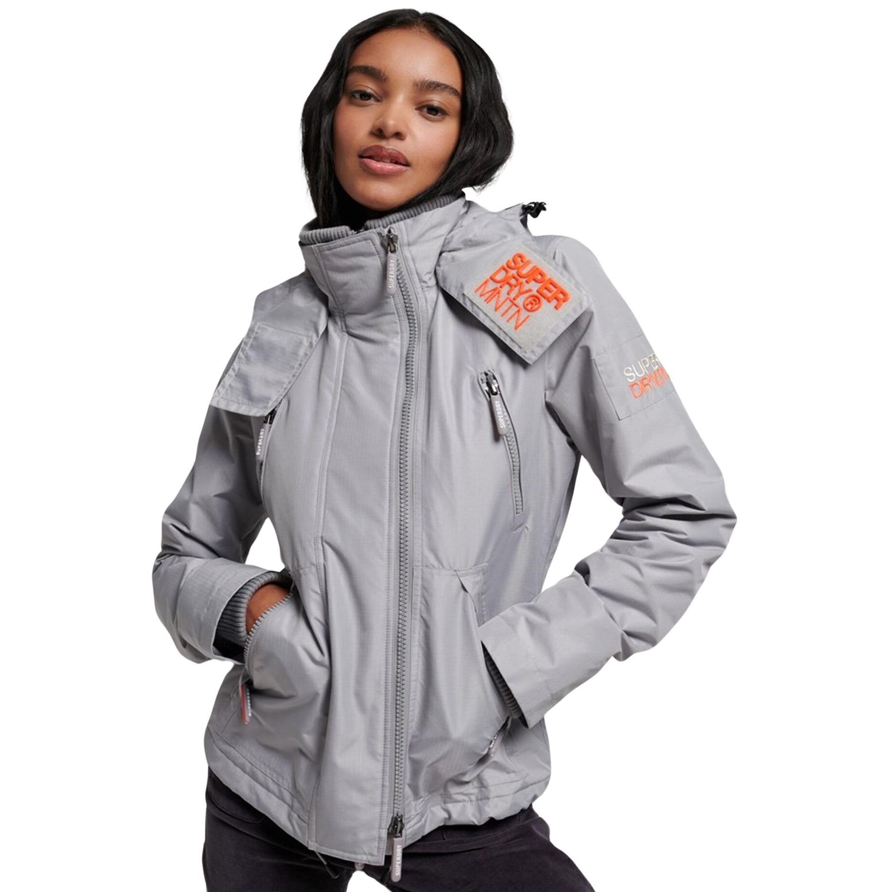 product/s/u/superdry_w5011679a-63q_gris-tourterelle_1.jpg