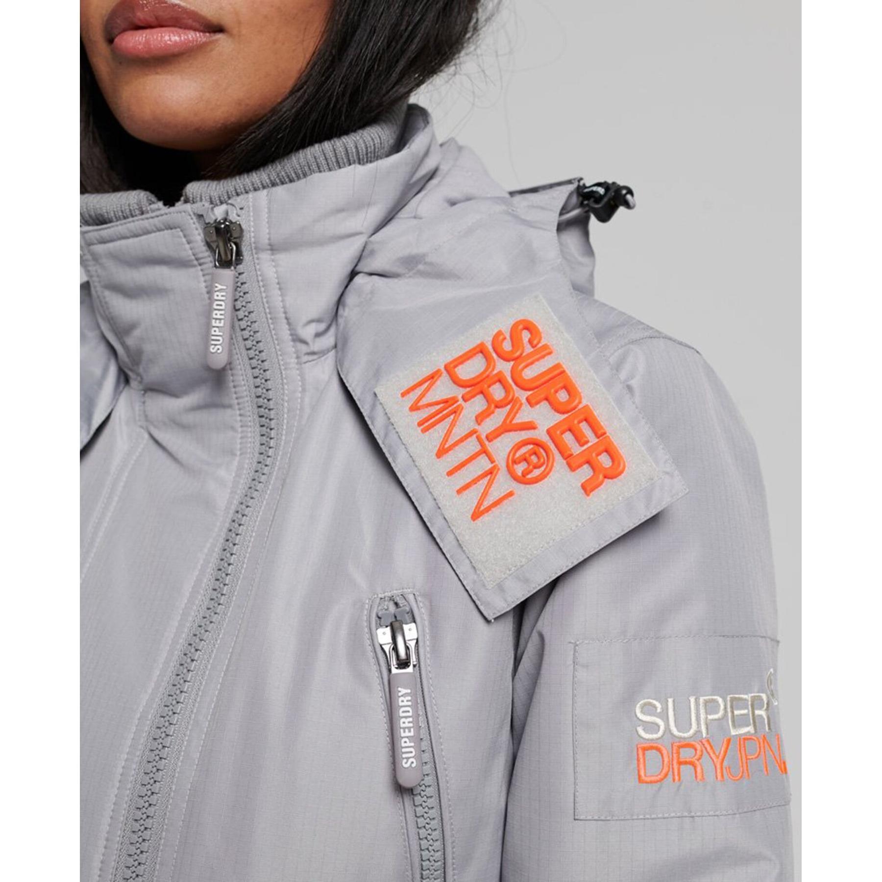 product/s/u/superdry_w5011679a-63q_gris-tourterelle_3.jpg