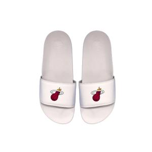 375433-10-intheatprimary-blanc-rouge-orange-miami-heat-slides-motto-white-red-orange